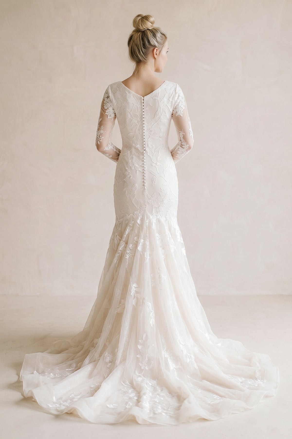 Gorgeous Boho Lace Long-Sleeves Mermaid Appliques Wedding Dress